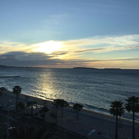 Bord de mer - Cannes la Bocca Eksteriør bilde
